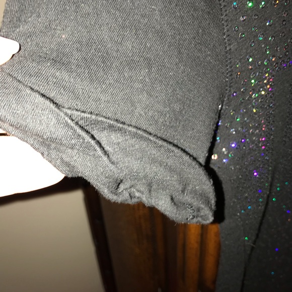 ✨✨PINK Victoria’s Secret SEQUIN RARE LMITED EDITION Vintage tee✨✨ - Picture 11 of 13